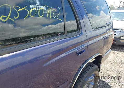 1997 Toyota 4Runner Sr5 from USA, damaged, VIN JT3HN86R1V0103528